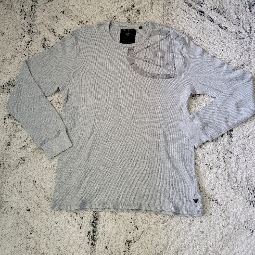 🆕️2 for 30🆕️Guess Slim Fit Thermal